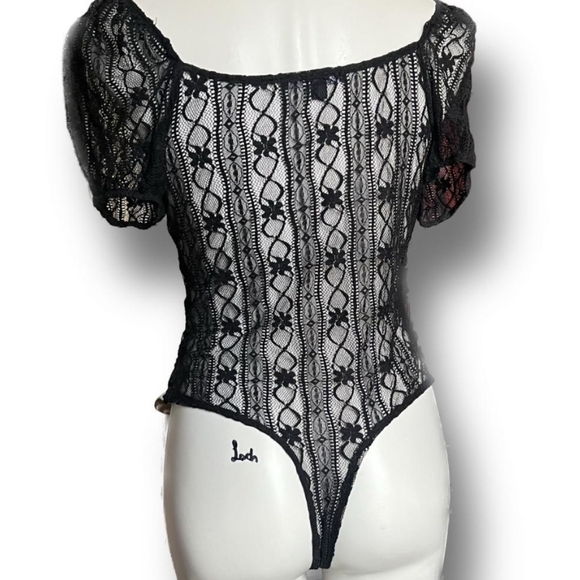 ❤️ HAUTE MONDE LACE THONG BODYSUIT, MEDIUM - Picture 2 of 7